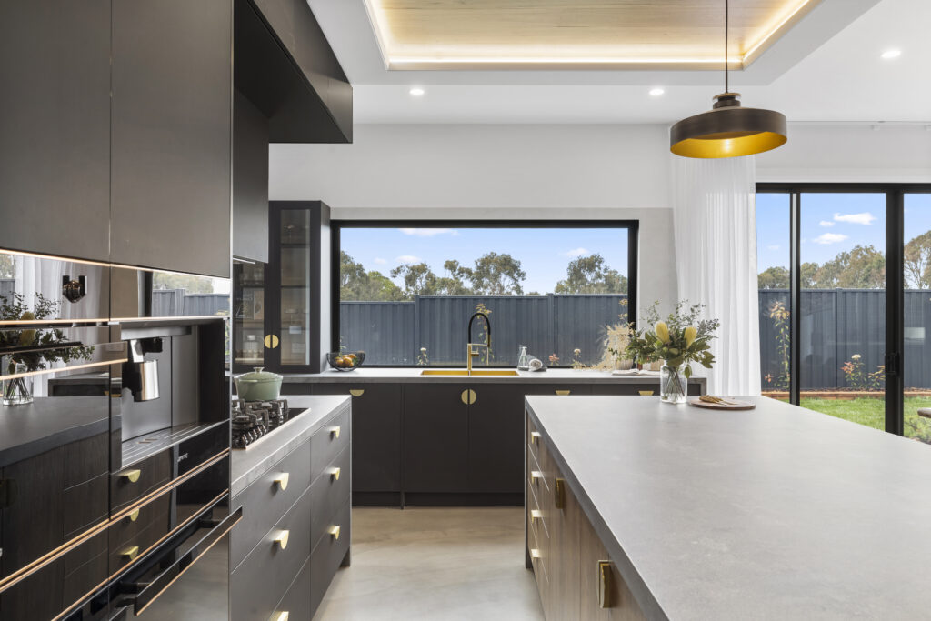 01 Kitchen